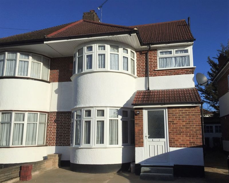 5 bedroom house in St Edmunds Drive, STANMORE, HA7 | in ...