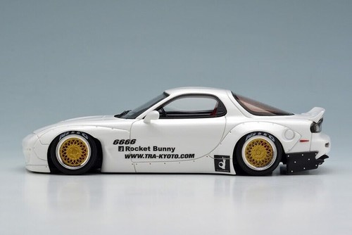 ミニカー Make Up VISION RX-7 (FD3S) Type RS White Make Up VISION RX-7 (FD3S) Type RS White - メルカリ