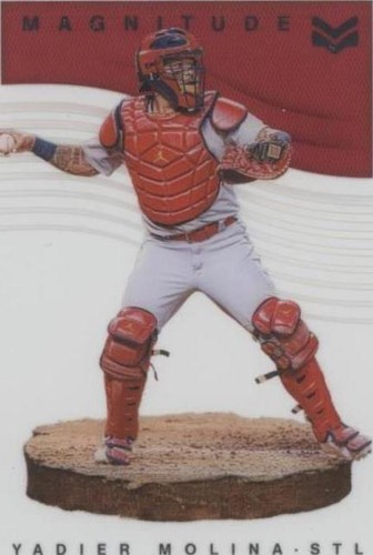 2021 Panini Chronicles - Yadier Molina #8