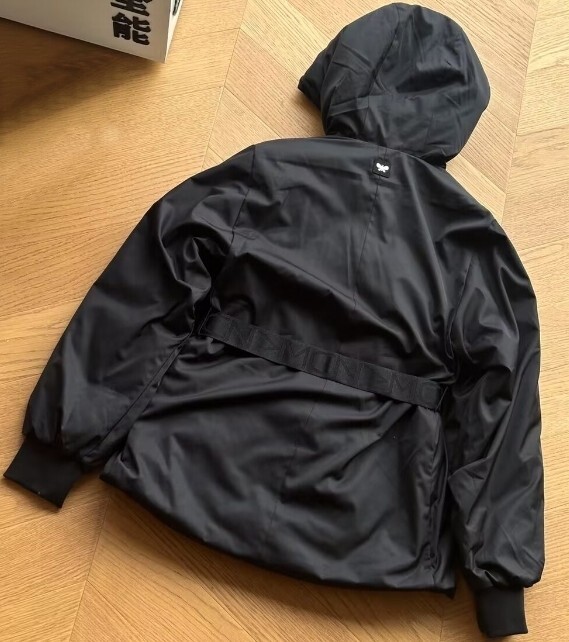 Pre-owned Max Mara Lady Weekend Maxmara Solid Color Hooded Waistband Casual Down Jacket In Black