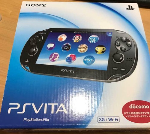 SONY PlayStationVITA 本体  PCH-1100 AB01 Sony PSVITA crystal black boX 3G / Wi-Fi model pCH-1100 AB01
