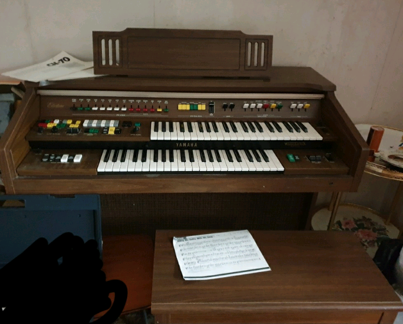 Yamaha Electone B75N Piano with stool in Sheffield, South Yorkshire