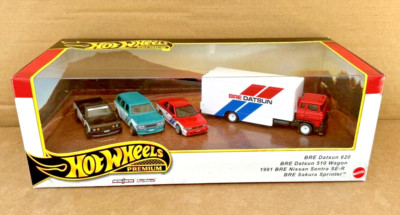 2024 Hot Wheels Premium - BRE DATSUN Diorama Set - 510 Wagon, Sentra SE-R - NEW