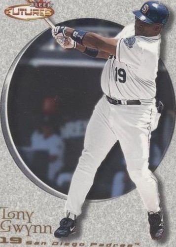 2001 Fleer Futures - Tony Gwynn #55
