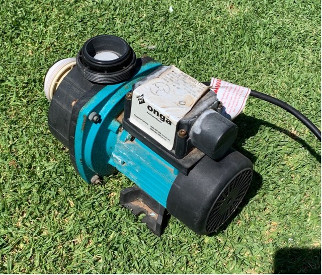separate pump for solar pool heater