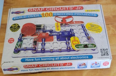 Snap Circuits Jr. (Build Over 100 Exciting Projects) Electronics Education
