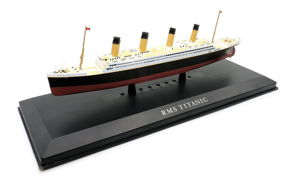 R. M.S タイタニック 泰担尼克 1/550 1: 1250 ATLAS RMS TITANIC Model Ship Metal Collection Kids