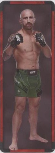 2023 Panini Chronicles UFC - Alexander Volkanovski #109