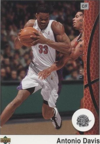 2002-03 Upper Deck UD Authentics - Antonio Davis #84
