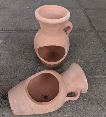 Amphore 20 cm aus Terracotta Terrakotta Vase Wasserlauf Pflanzamphore liegend