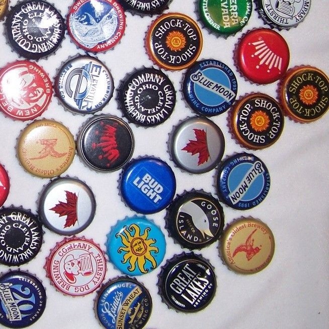 100 Beer Bottle Caps Mixed Lot Recycle Upcycle Craft Projects Collecting
