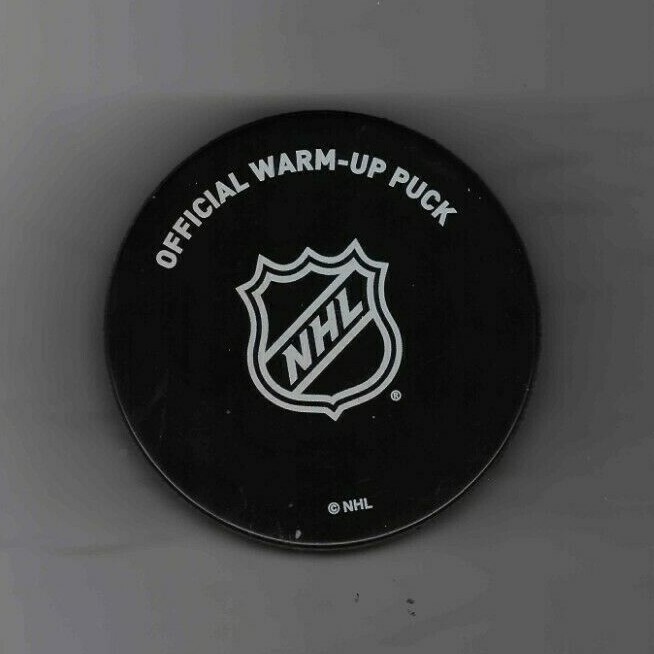 New York Islanders v. Vegas Golden Knights warmup puck Oct 30, 2017 First Time E