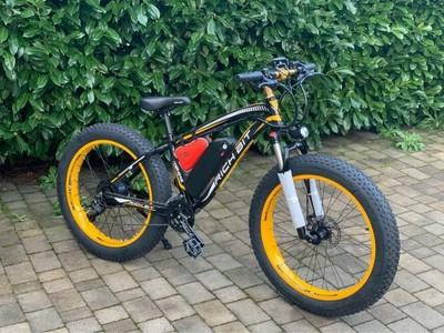 Used Yellow and black electric bike - Good Condition , thick tyres, top spec