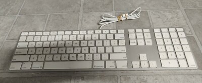 Apple A1243 Aluminium USB Wired Keyboard With Numeric Keypad
