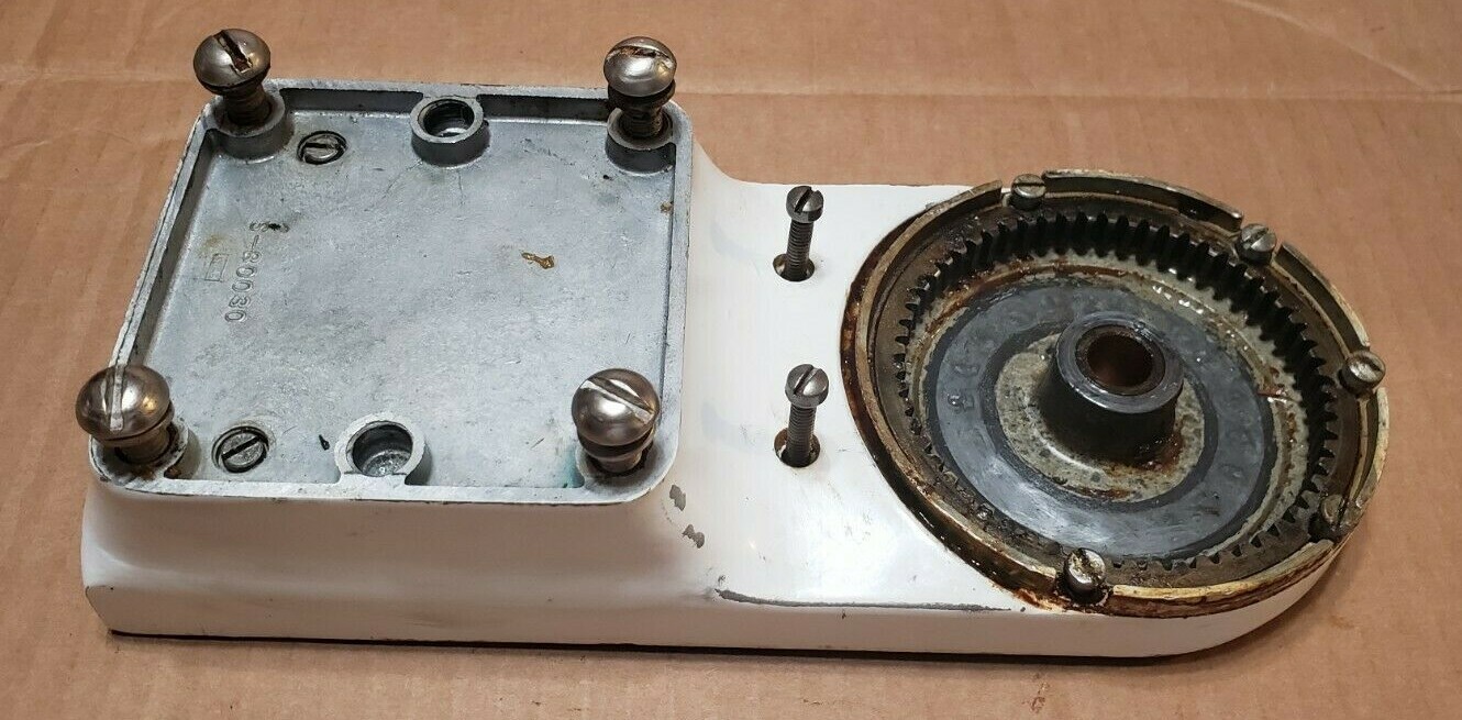  KitchenAid  Mixer  K5 A Hobart  Vintage Lower Gear Case S 