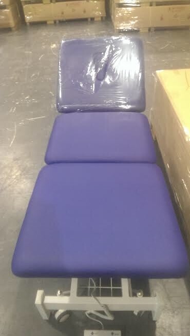 Medicouch 3 Section Electric Treatment Couch Pristine Condition