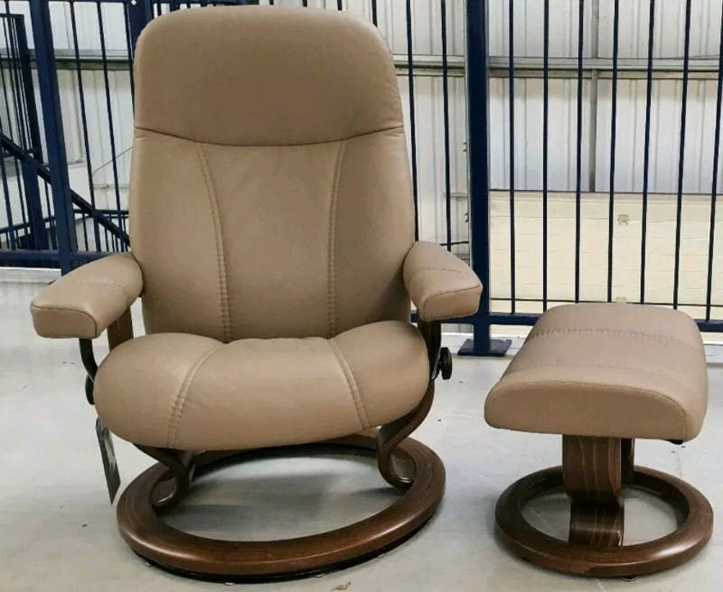 Ekornes Stressless swivel recliner leather chair & stool 210120 in