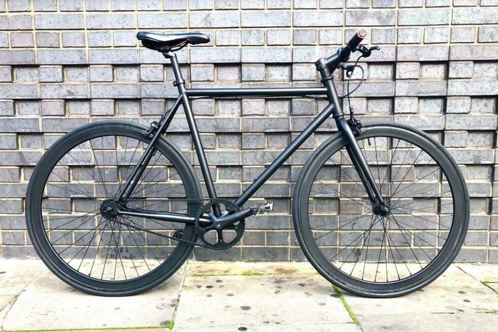No Logo Single Speed All Matte Black Bicycle Road Bike / Fixie / Single Gear in Islington