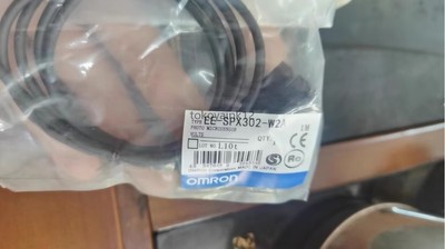 1Pcs Omron EE-SPX302-W2A Photoelectric Switch New EESPX302W2A