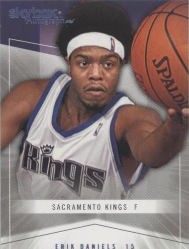 2004-05 Skybox Autographics - Erik Daniels #96