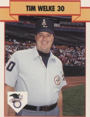 1990 T&M Umpires - Tim Welke #51