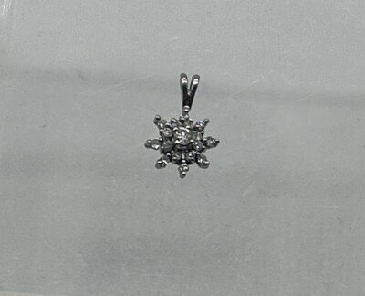 Beautiful 14K White Gold .75''x.75''  Diamond Snowflake Pendant, .9g