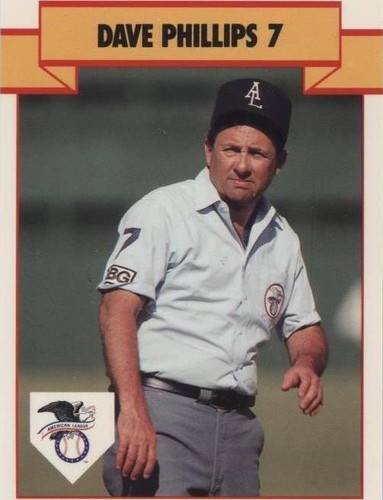 1990 T&M Umpires - Dave Phillips #7