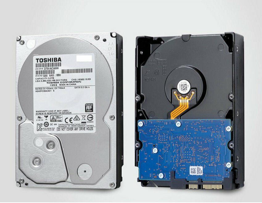 東芝 HDD 3TB「TOSHIBA DT01ACA300」 Toshiba DT01ACA300 3,5 inch 3TB 7200RPM Hard Drive 64MB