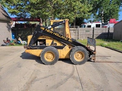 Skid Steer Loaders Bucket And Forks