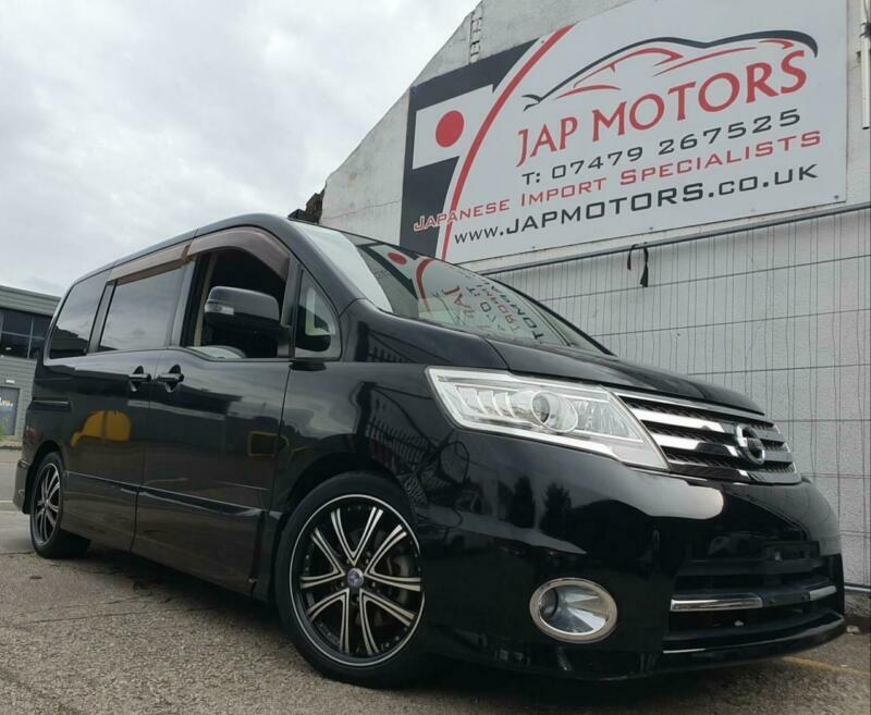 Nissan serena 2008