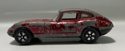 Vintage Redline Era Playart ~ 1968 Jaguar E Type 2+2 HK