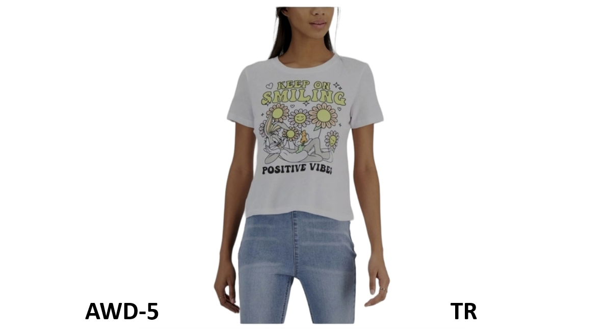Looney Tunes Juniors' Bugs Bunny Graphic T-Shirt for Women, White, Size Medium