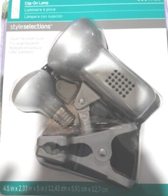 Style Selections Electric Clip-On Lamp NIP Item 0061726  Model 17346-004 25 Watt