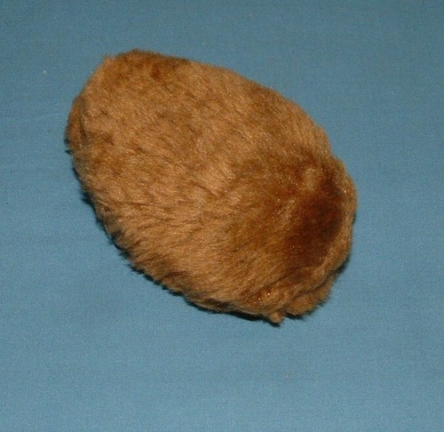 STAR TREK - SMALL TRIBBLE SQUEAK TOY - USED