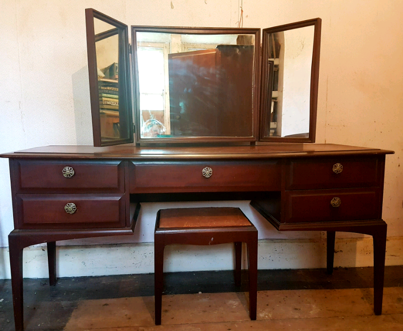 stag minstrel bedroom furniture for sale