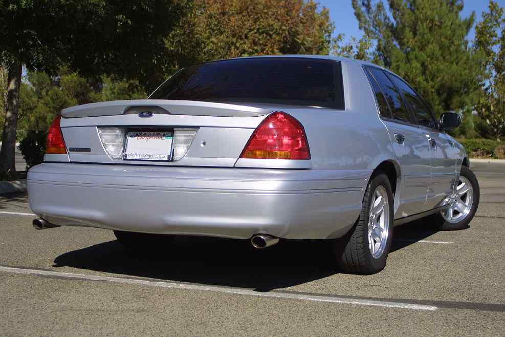 ::UNPAINTED GRAY PRIMER FOR Mercury Marauder Rear Spoiler Wing 2003-2008