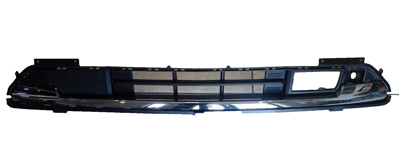 TAHOE 2021-2022 FRONT LOWER GRILLE WITH CHROME TRIM OEM TAHOE 2021-2022 FRONT LOWER GRILLE WITH CHROME TRIM OEM