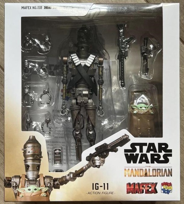 スター・ウォーズ IG-11 MAFEX No.158 Amazon.com: MAFEX No.158 The Mandalorian IG-11 Total Height