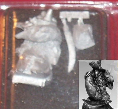 Ron & Bones #28 Ludwig Van Reed (1) Miniature Deep People Pirate Warrior NOS