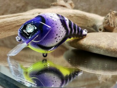 Ezs lures Custom painted  CRANK  (new craw)