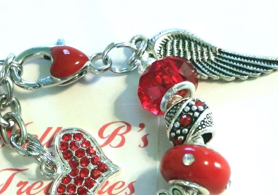 BLING RED BOW CRYSTAL RHINESTONE HELLO KITTY CHARM BRACELET 6 1/2