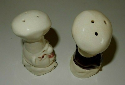 Black African Americana & Italian Chef Salt & Pepper Shakers Great Condition  E