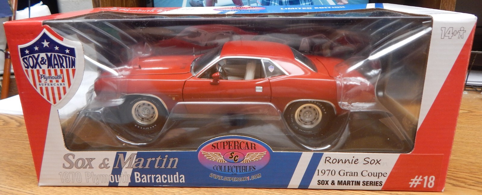 ACME 1970 PLYMOUTH BARRACUDA SOX & MARTIN RONNIE SOX IN RED