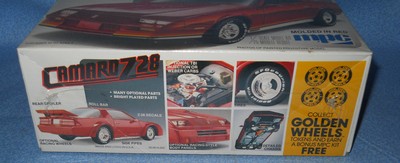 MPC Camaro Z28-Molded in Red 1/25  1-0814 USA 1982-FS Model Car Swap Meet