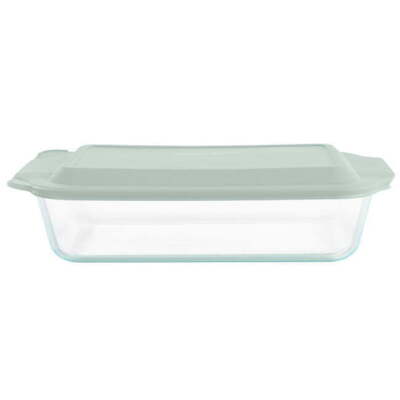 Pyrex Deep 9 x 13'' Rectangular 5-Quart Glass Baking Dish with Sage Green Lid