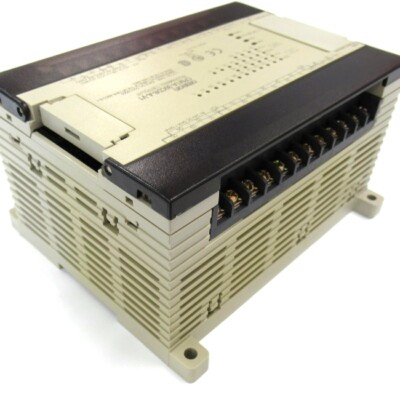 New In Box OMRON CPM1A-30CDR-A-V1 CPM1A30CDRAV1 PLC Module