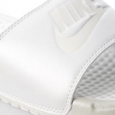  Women's Nike Benassi Jdi Metallic Qs AA4149 100 Mtlc Summit White SZ 11 New