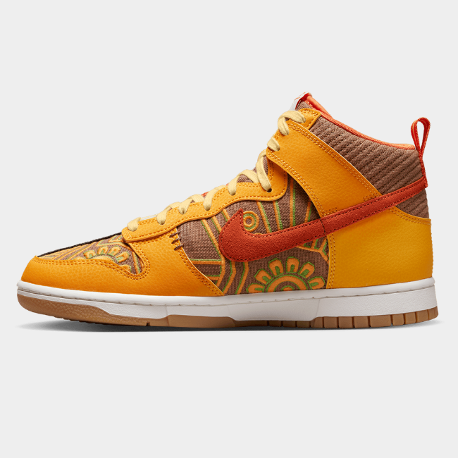 

Обувь Nike Dunk High Somos Familia Día de Muertos (DZ5354-045) Expeditedship, Off noir, Nike Dunk High