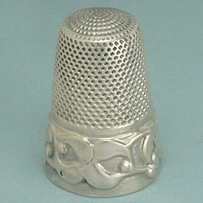 RARE Hand Carved Bone Thimble Year of ROOSTER RARE Hand Carved Bone Thimble Year of ROOSTER