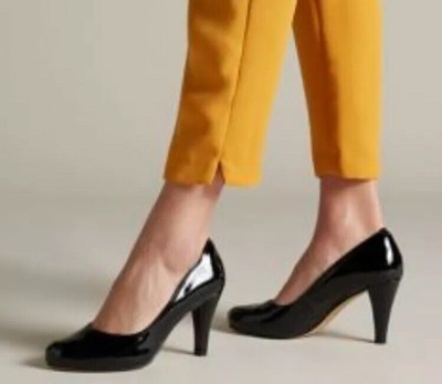 dalia rose clarks